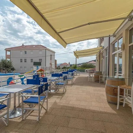 Porto Samaria Holiday Apartments * Trogir